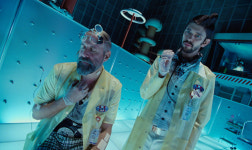 우주 속 먼지 같은 인류… 삶의 의미 찾기