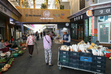 이마트, 전통시장·청년상인과 상생모델 만든다