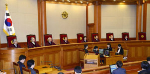 [심층기획] 현행 헌법엔 재판관 임기만 명시…개헌으로 명문화해야 논란 종식