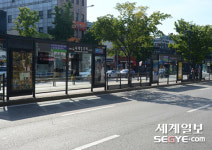 버스정류장에서 만나는 예술의 세계