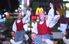 천안 시민 관광객 125만명 닷새동안 춤바람