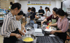 제빵기술 배워 지역사회에 봉사할래요