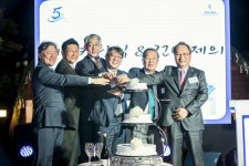 더웨이 국내 최대 헬스케어컨설팅 전문기업 도약