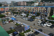시흥유통상가, 무자격 점포관리자 논란