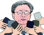 포토라인만 네 번째…우병우 “숙명이라면 받아들여”