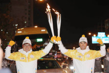 성화봉송 나선 김태균·박찬호