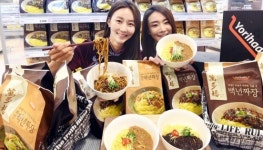 [포토] 차이나타운의 맛집 만다복 백년짜장과 하얀백년짜장 출시