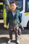 폭발 직전 차량서 시민 구한 용감한 버스기사
