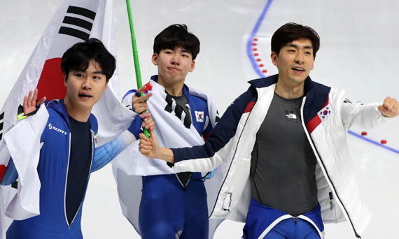 한국 스피드스케이팅의 베테랑, 이승훈, 2025 세계선수권대회 매스스타트에서 은메달 획득