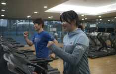 [뉴스 인사이드] 전용시설 부족하고 대관 어려워… 동호회 운영도 ‘나홀로’
