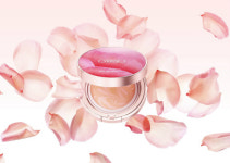 [오늘의 뷰티] 피부에 장미를…당신의 로즈데이를 더욱 로맨틱하게