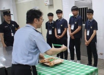 슬기로운 감빵생활 아닌 실제 구치소 눈으로 본 중학생들