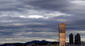 [포토] 여의도서 바라본 구름 낀 하늘