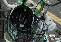 [김기자의 현장+] 쓰는 사람도 못 봤는데요 예고된 사태 따릉이 헬멧..무료대여로 사라진다
