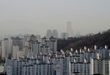 "숨이 턱턱, 숨 쉬고 싶어요"… 미세먼지 '매우 나쁨' [사진in세상]