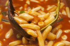 갈비탕값 1년새 가장 많이 올랐다…떡볶이·김밥 뒤이어