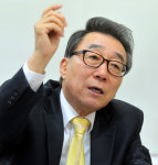 “젠더 화두 치열한 시대정신·문제의식 돋보여” [신춘문예-문학평론]