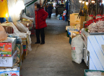 미세먼지에 추위까지…한산한 전통시장 [사진in세상]