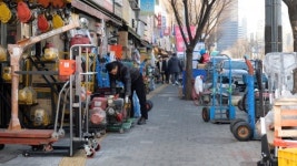 평당 2억원 요구? 을지면옥 진실공방…상인들 그럴 분 아냐 [밀착취재]