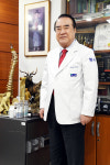 나이 여든에도 목표 향해 질주 삼위일체 병원 설립 마지막 꿈 [나의 삶 나의 길]