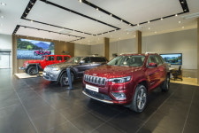 지프(Jeep), 일산 13번째 지프 전용 전시장 오픈