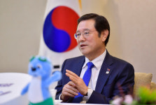 “노사 상생의 길 가능성 보여줘…기업하기 좋은 도시로 우뚝서” [민선 7기 1년, 이렇게 뛰었다]