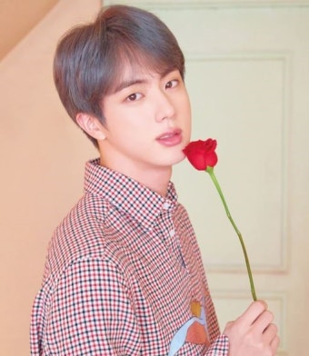 방탄소년단 '진' 1억원 기부자 모임 '유니세프 아너스 클럽' 가입