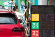 한시적 유류세 인하 조치 연장 중단…“다음달 1일부터 기름값 상승”