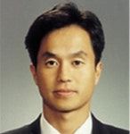 조국, 취임 첫 공식인사 검찰개혁 담당 이종근 차장검사 지정