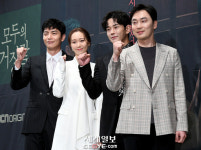 [포토] 이민기-이유영-온주완-서현우 모두의 거짓말 화이팅!