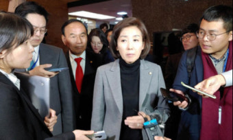 한국당, 삭발·단식에 이어 필리버스터까지…득일까 실일까
