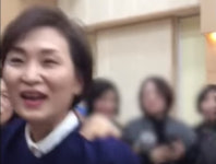 “여러분 덕에 3선했다”던 김현미, 항의에 “동네 물 나빠졌네”