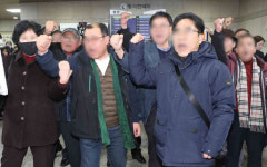 징역 2년 판결에도 구속 면한 지만원… 5·18단체 “즉각 구속” 촉구