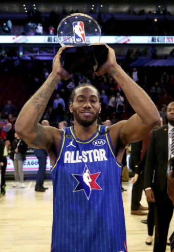 ‘전설’을 추모한 NBA 올스타전... 최고의 별은 카와이 레너드