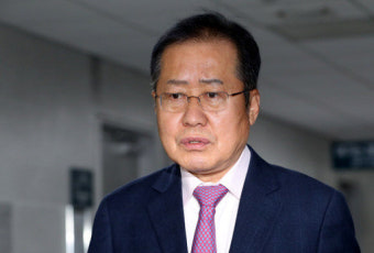 ‘정계 은퇴’까지 언급한 홍준표… “양산을 예비후보 등록”