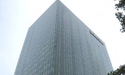 네이버 연관검색어 중단…연예뉴스 댓글도 폐지