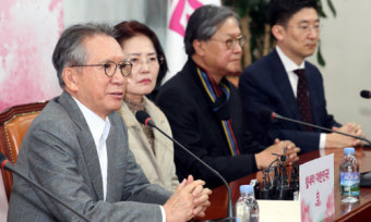김형오 “강남병 공천 철회… 사태 책임지고 사퇴”