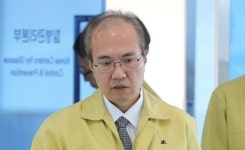 ‘왜 한국처럼 못하나?’ 비판에… 韓진단키트 때린 美 공화당 의원