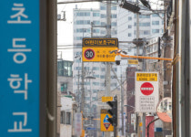 25일부터 ‘민식이법’ 시행… “뒤늦게라도 도입돼 다행”