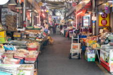 하위 70%, 건보료냐 소득이냐… 재난지원금 기준 다음주 발표