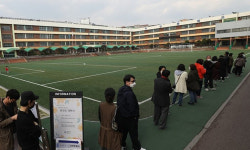총선 투표소로 쓰인 학교, 16일 오후 1시부터 수업 시작