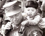 방위비 협상 지지부진 속 美대사관 “밴플리트 기억하라”