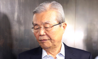 총선 참패 후 '김종인 비대위' 놓고 이전투구… 통합당, 미래 어디로