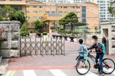 237만명 학교 간다… 본격 시험대 오른 ‘생활방역’