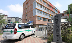 강화했다는 ‘학교 밀집도 최소화’… 뜯어 보니 실효성 의문