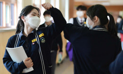 출석 대신 체온 체크… 짝꿍 사라져… “학교가 달라졌어요” [밀착취재]