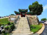 강화도령 살던 집에 접시꽃 활짝 피었네 [최현태 기자의 여행홀릭]
