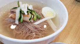 평양냉면은 밍밍하다? 우리가 몰랐던 평양냉면 맛의 진실