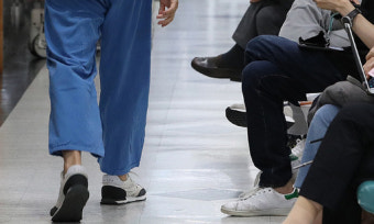 경기도, '의료계 집단휴진' 대비 단계적 행정명령 조치