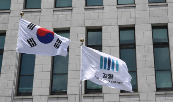 문찬석 “이성윤 그분이 검사인가요”… 검찰 내 반발기류 확산